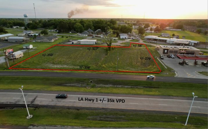 Pictures of Land property located at 7440 S River Rd, Addis, LA 70710 for sales - image #1