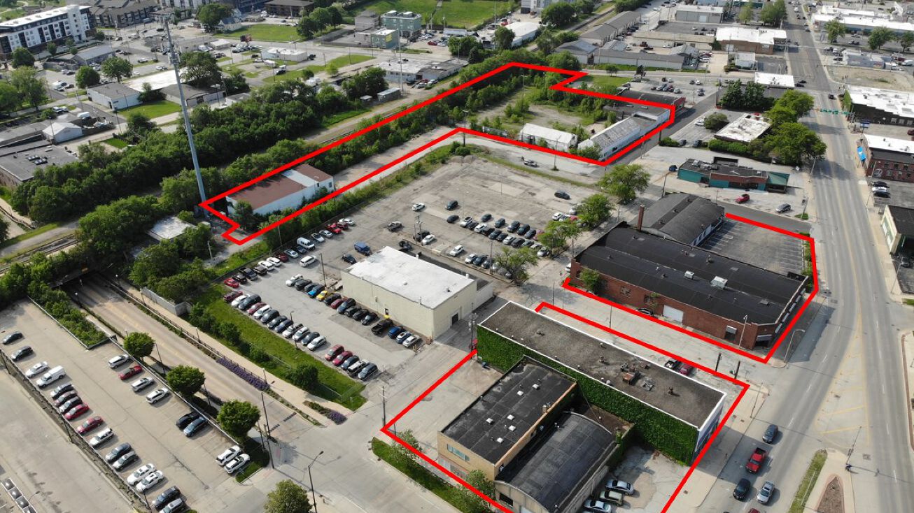 234 S Neil St, Champaign, IL 61820