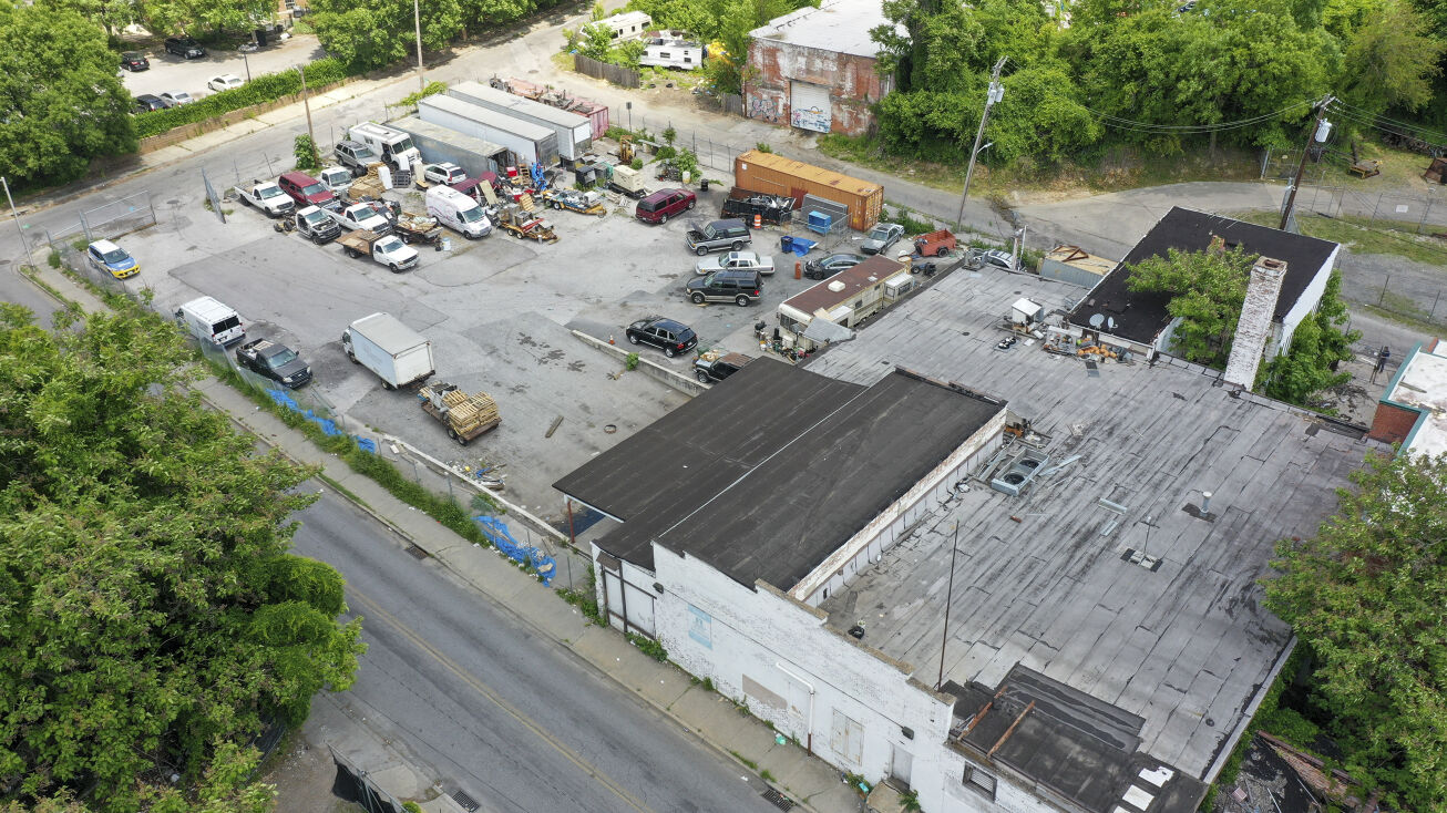 135 S Warwick, Baltimore, MD 21223