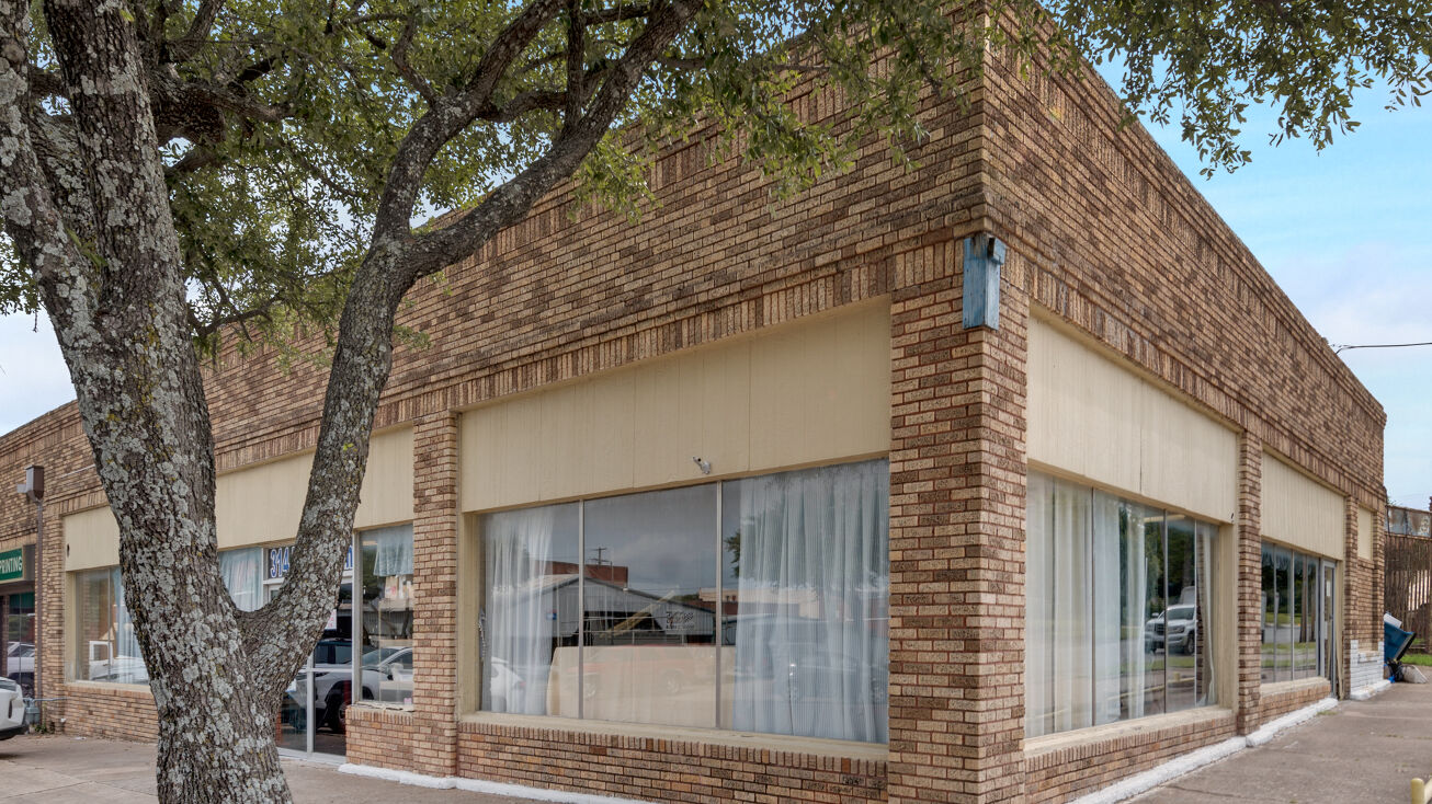 314 N Main St, Corsicana, TX 75110