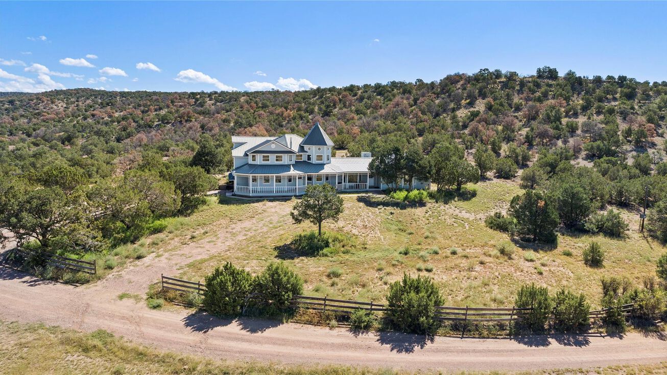210 River Bank Rd, Lamy, NM 87540