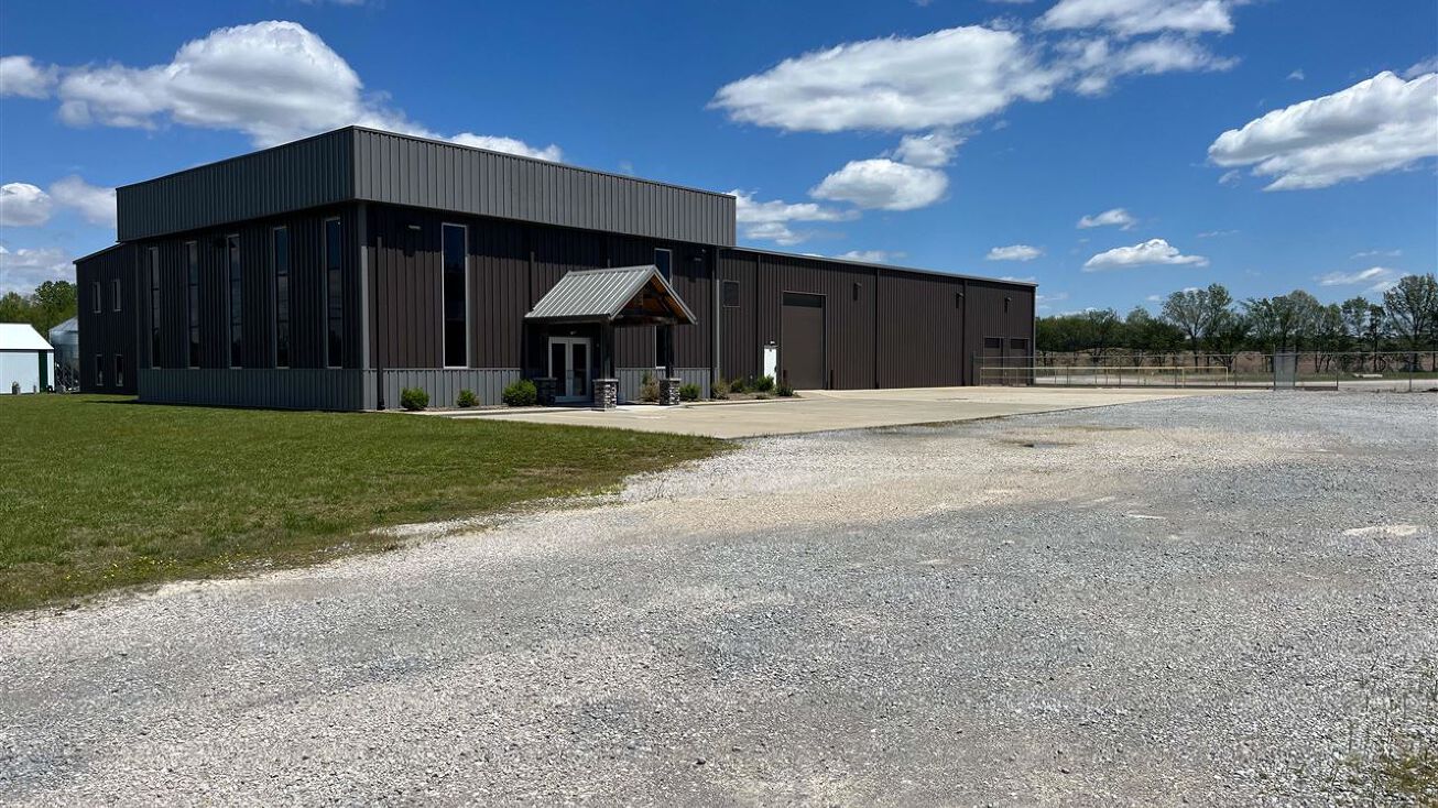 670 N Highway 431, Livermore, KY 42352