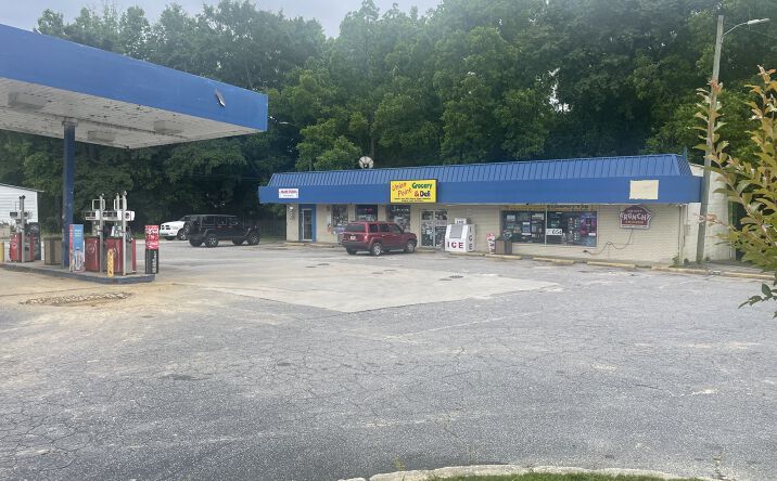 Pictures of Retail property located at 4801 Lamb Ave, Union Point, GA 30669 for sales - image #1
