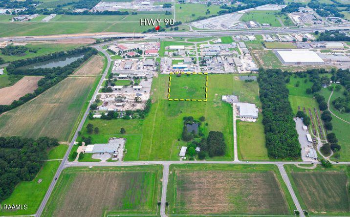 image of property at 204 MILLSTONE RD Broussard LA 70518