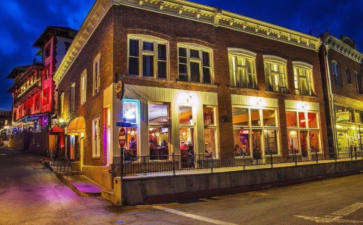 Pictures of Retail, Hospitality, Mixed Use property located at 1 Howell Ave, Bisbee, AZ 85603 for sales - image #1