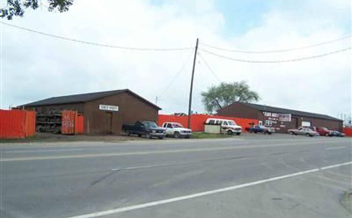 Pictures of Industrial property located at 5901 N Dort Hwy, Flint, MI 48505 for sales - image #1
