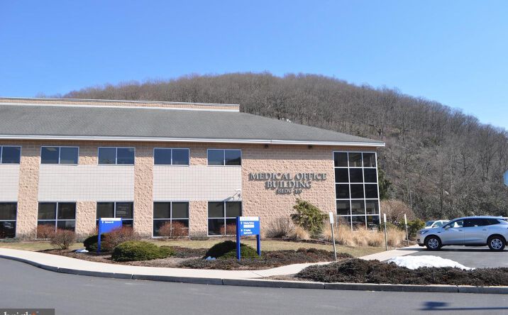 Pictures of Office property located at 206 Schuylkill Medical Plaza, Suite 206, Pottsville, PA 17901 for sales - image #1