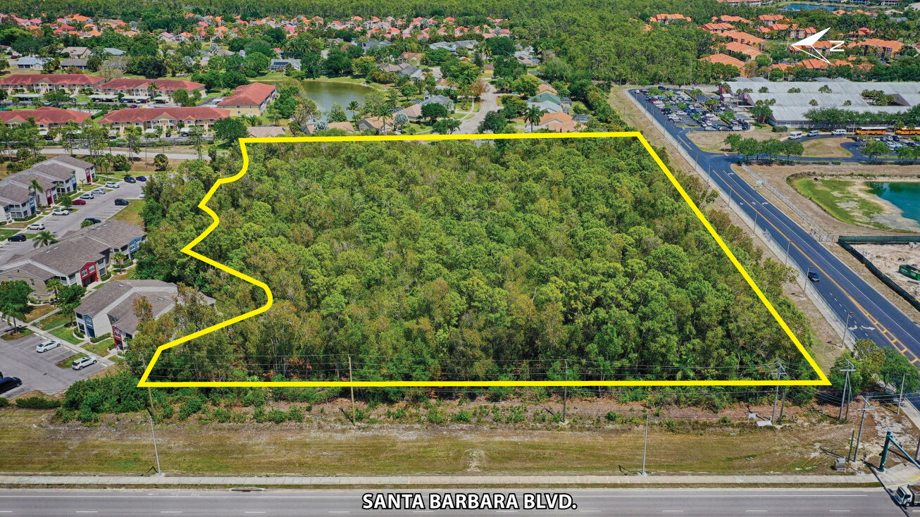 7408 Radio Rd, Naples, FL 34104