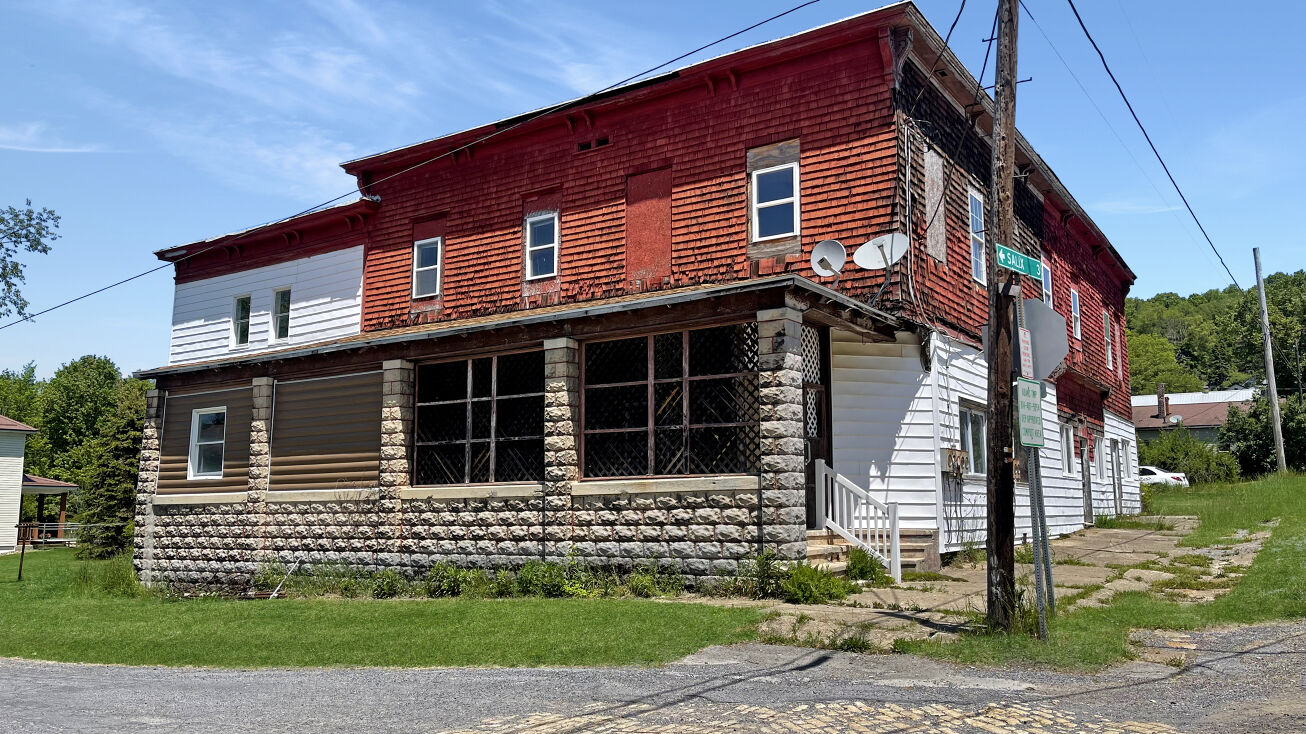 161 Pitcairn Ave, Salix, PA 15952 Multifamily Property for Sale