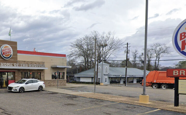 Pictures of Retail property located at 1621 Carter Hill Rd, Montgomery, AL 36106 for comps - image #1