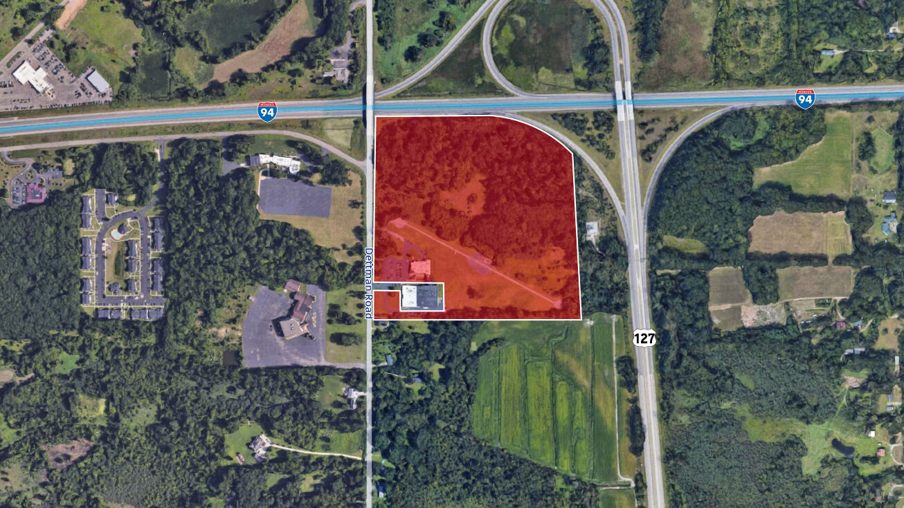 2701 N Dettman Rd, Jackson, MI 49201