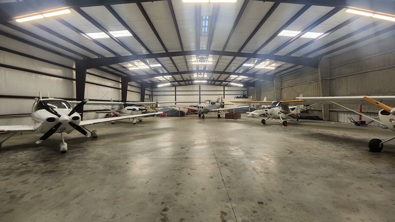 80 ft. Hangar Door for Rental/Lease