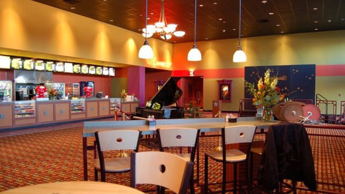 333 Clarks Pond Pkwy, South Portland, ME 04106