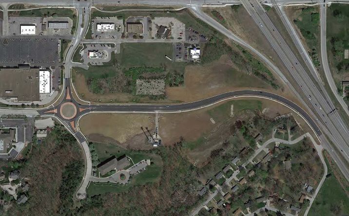 Pictures of Land property located at SEC N. Chatham Ave & NW Prairie View Rd, Lake Waukomis, MO 64151 for sales - image #1