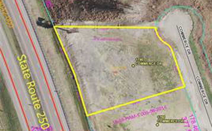 Pictures of Mixed Use property located at 1790 Commerce Dr,, Uhrichsville, OH 44683 for sales - image #1