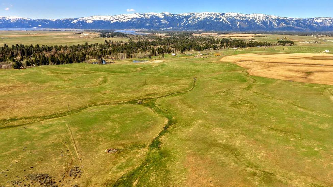 408 Gold Fork Rd, Donnelly, ID 83615