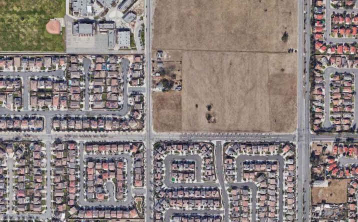 Pictures of Land property located at NEC Walnut St & Juniper Ave, Fontana, CA 92336 for sales - image #1
