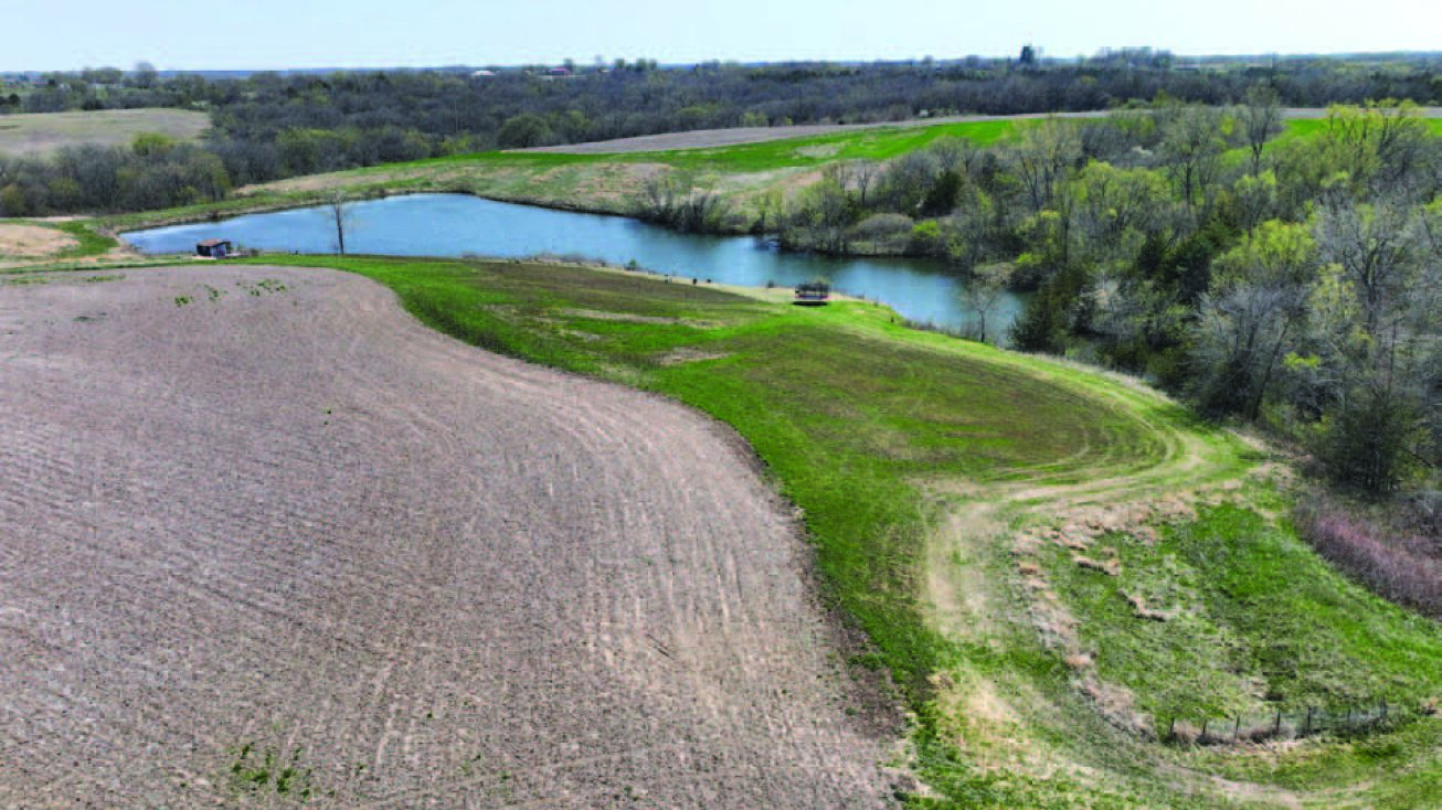 43rd Avenue, New Virginia, IA 50210