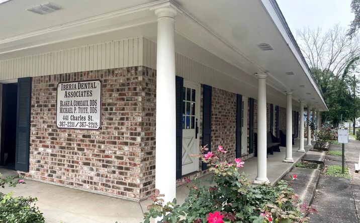 Pictures of Office property located at 441 Charles St, New Iberia, LA 70563 for sales - image #1