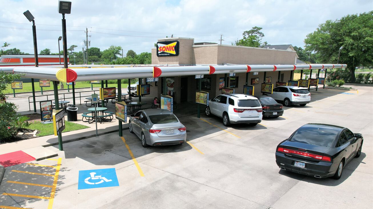 Sonic Drive-In - Fast Food Restaurant in Houston