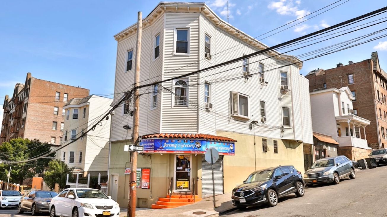 42 Post St, Yonkers, NY 10705