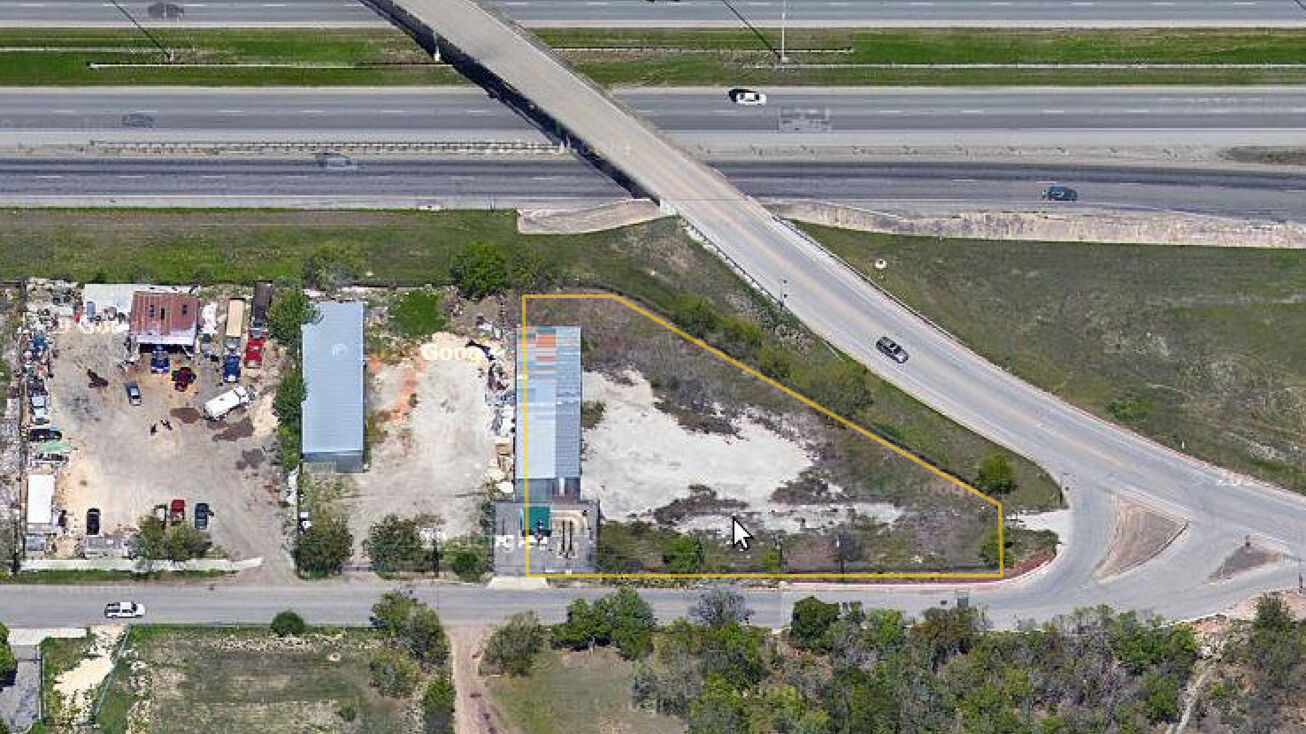 2323 E Chavaneaux Rd, San Antonio, TX 78214 Retail Property for Sale