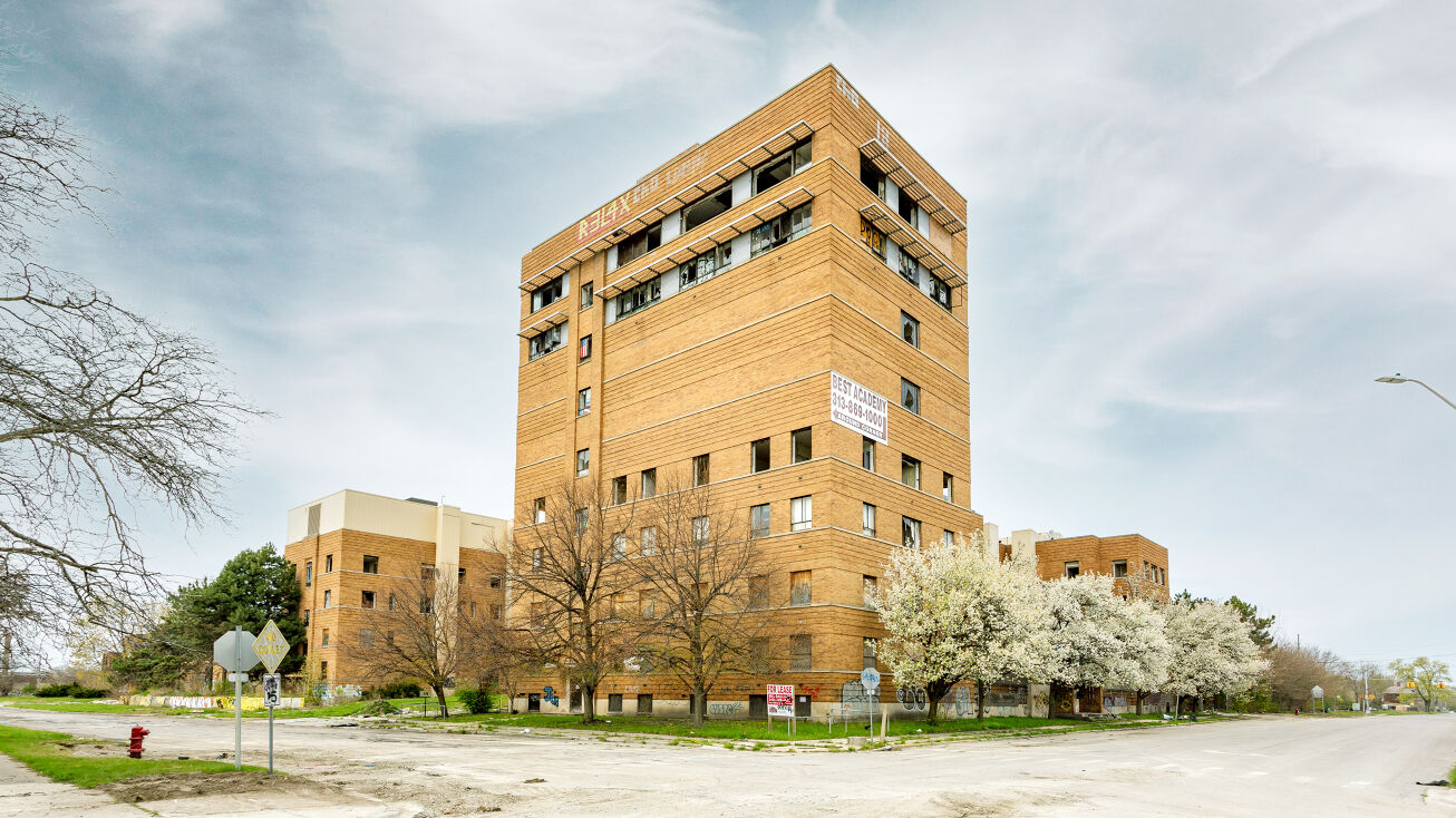 Pictures of Mixed Use property located at 210 Highland St, Highland Park, MI 48203 for sales - image #1