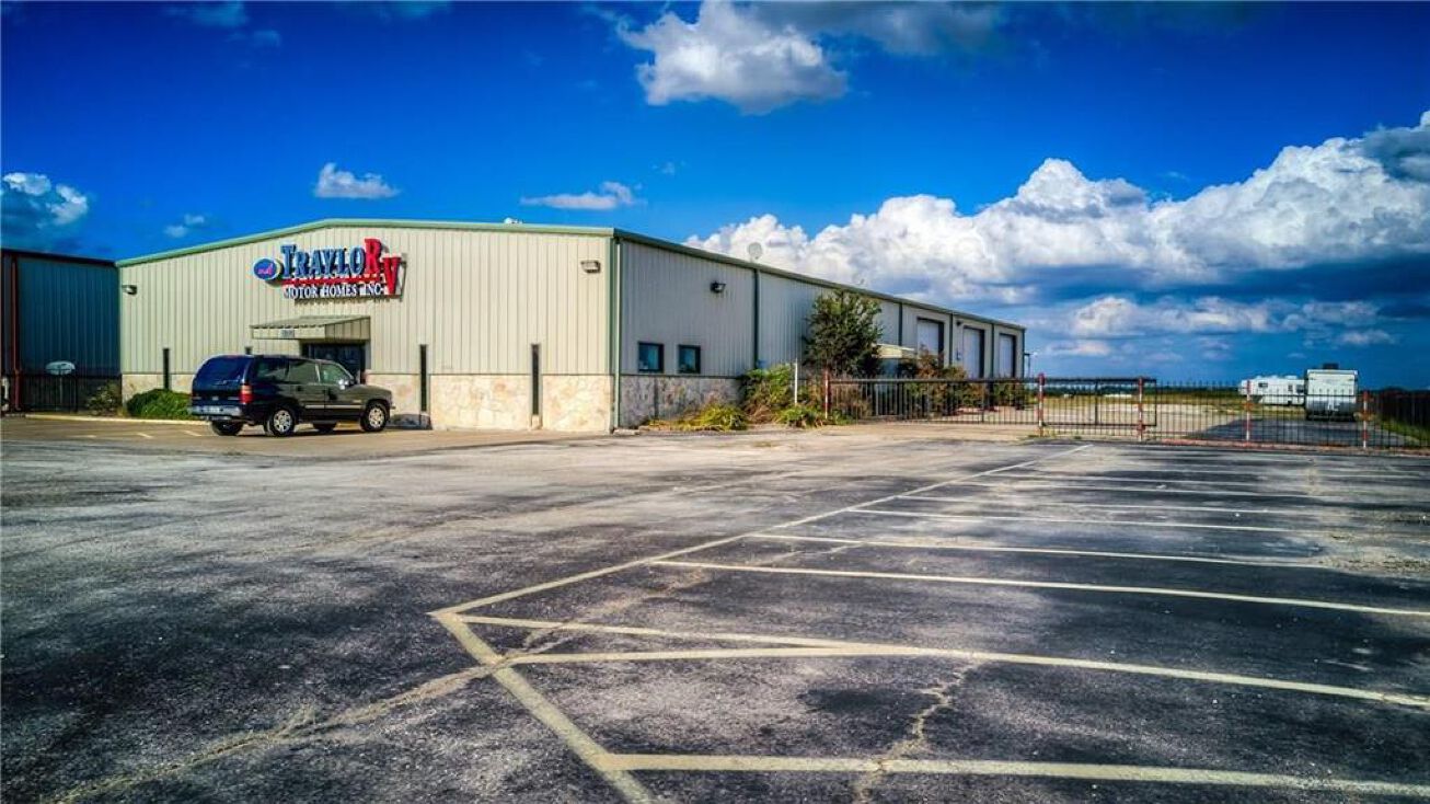 8200 N Interstate 45, Palmer, TX 75152