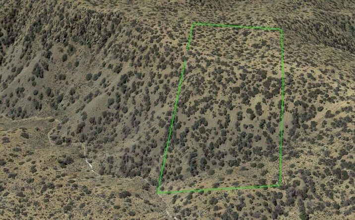 Pictures of Land property located at Devils Punchbowl Rd, Juniper Hills, CA 93543 for sales - image #1