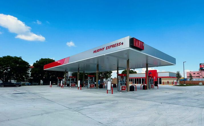 Pictures of Retail property located at 11600 NW South River Dr, Miami, FL 33178 for sales - image #1