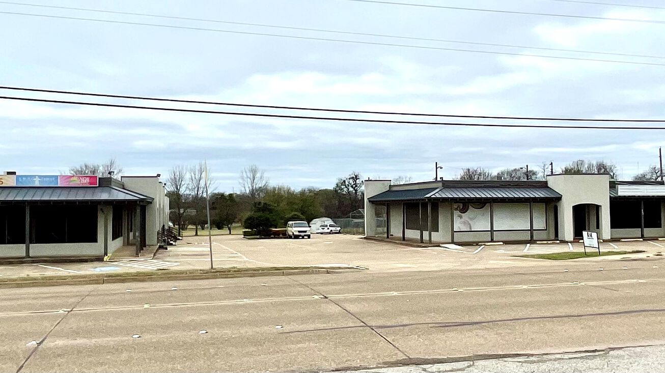 202 W Center St, Duncanville, TX 75116