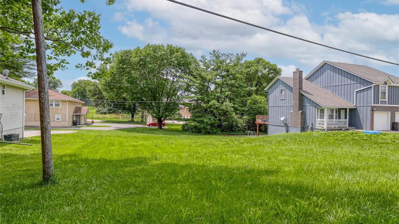 6408 Elm Street, Raytown, MO 64133