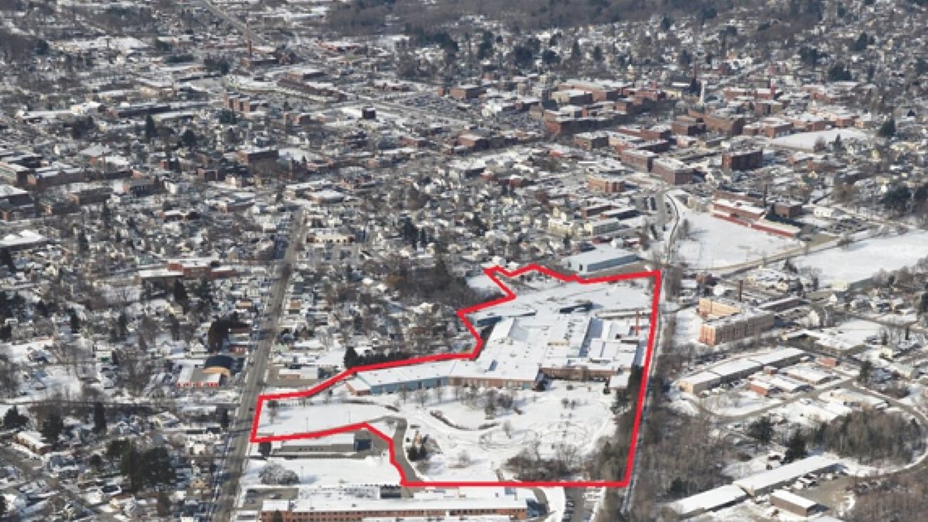 80 Laurel St, Keene, NH 03431