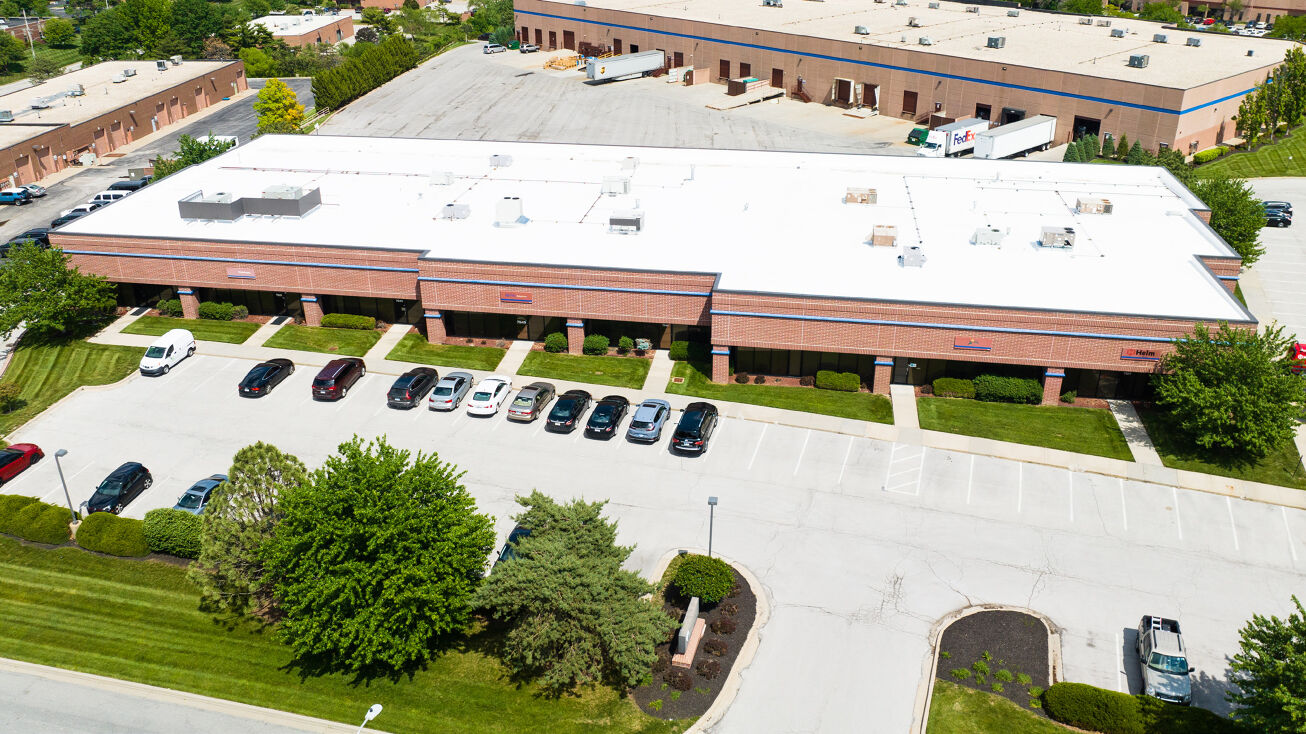 79437957 Bond St, Overland Park, KS 66214