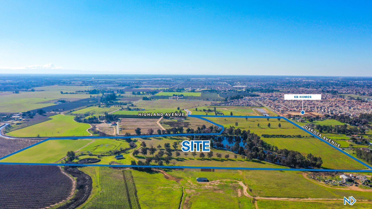 9281 E Dakota Ave, Clovis, CA 93619