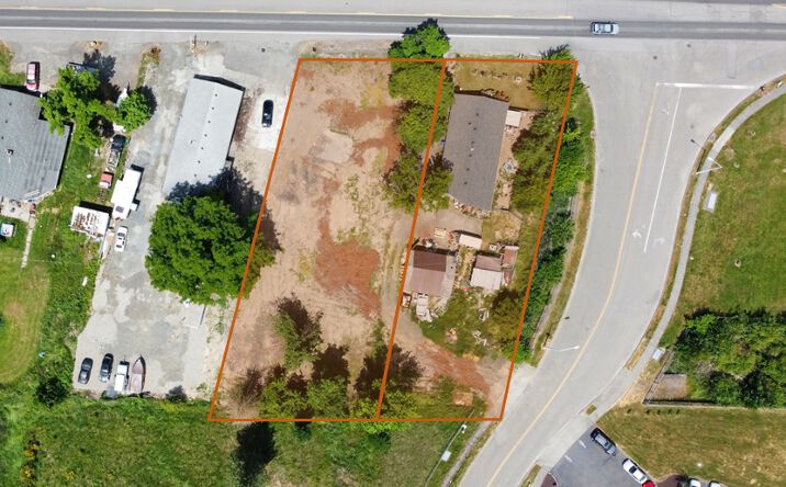 Pictures of Land property located at 1406 W Main St, Molalla, OR 97038 for sales - image #1