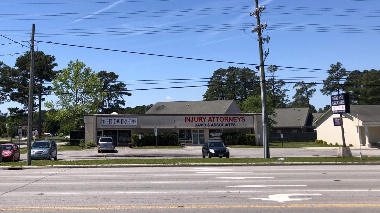 321323 Western Blvd, Jacksonville, NC 28546