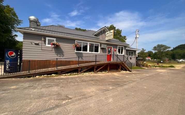 Pictures of Retail property located at 5349 County 249, Caledonia, MN 55921 for sales - image #1