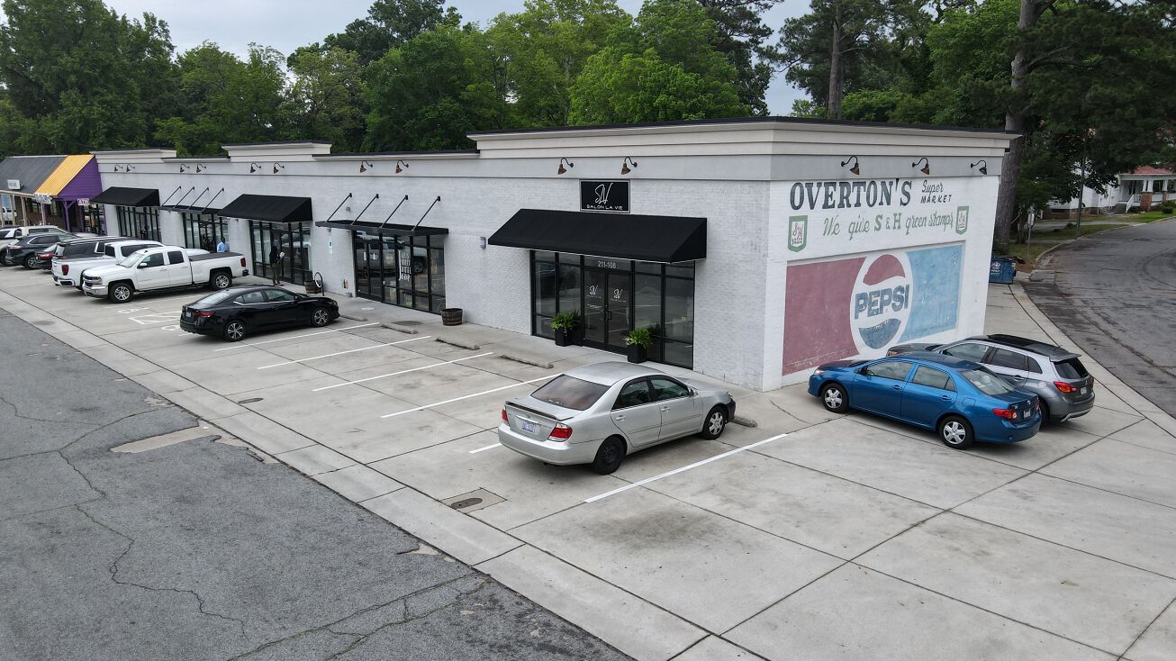 211 S Jarvis St, Greenville, NC 27858