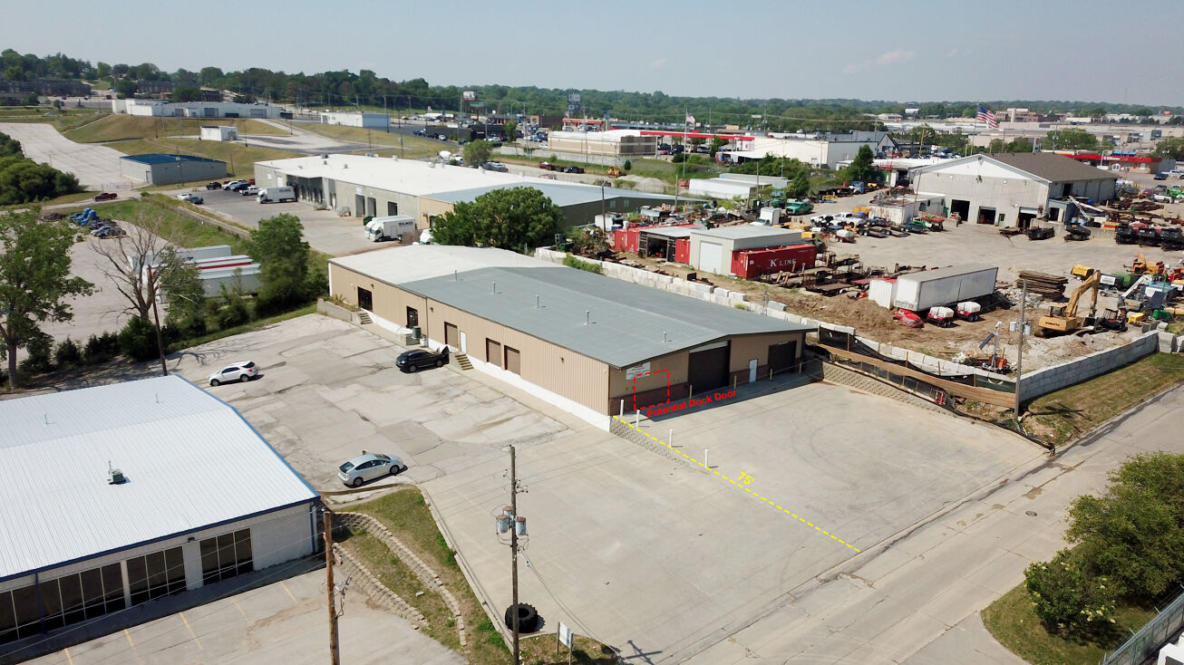 8111 H St, Omaha, NE 68127