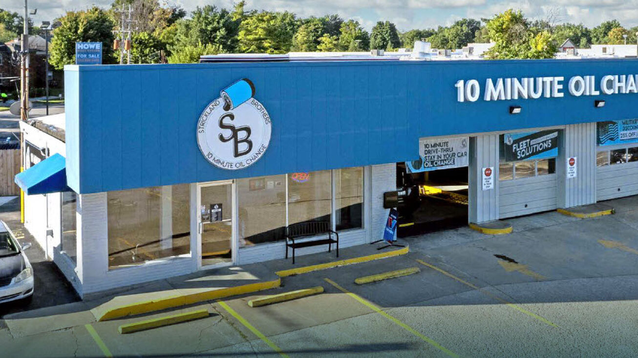 9260 Westport Rd, Louisville, KY 40242