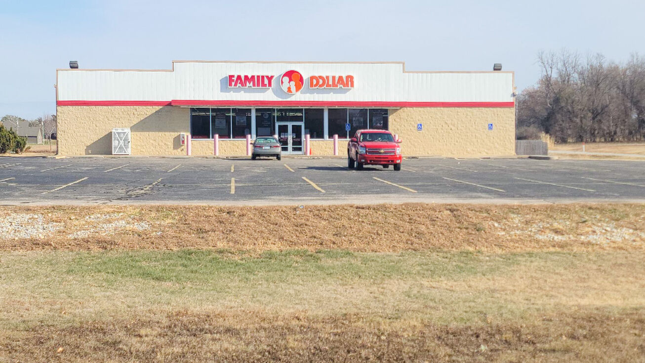 790 US77, Douglass, KS 67039