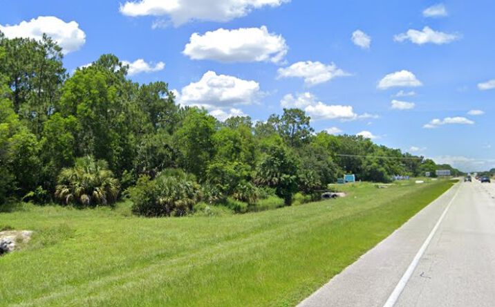 Pictures of Land property located at 00 N Tamiami Trail, NO FORT MYERS, FL 33903 for sales - image #1