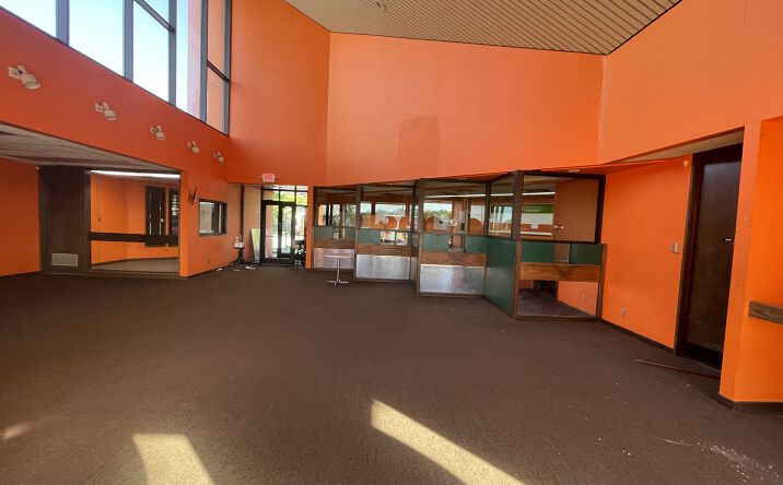 Pictures of Retail property located at 3555 Vanderbilt Rd, Birmingham, AL 35217 for comps - image #1