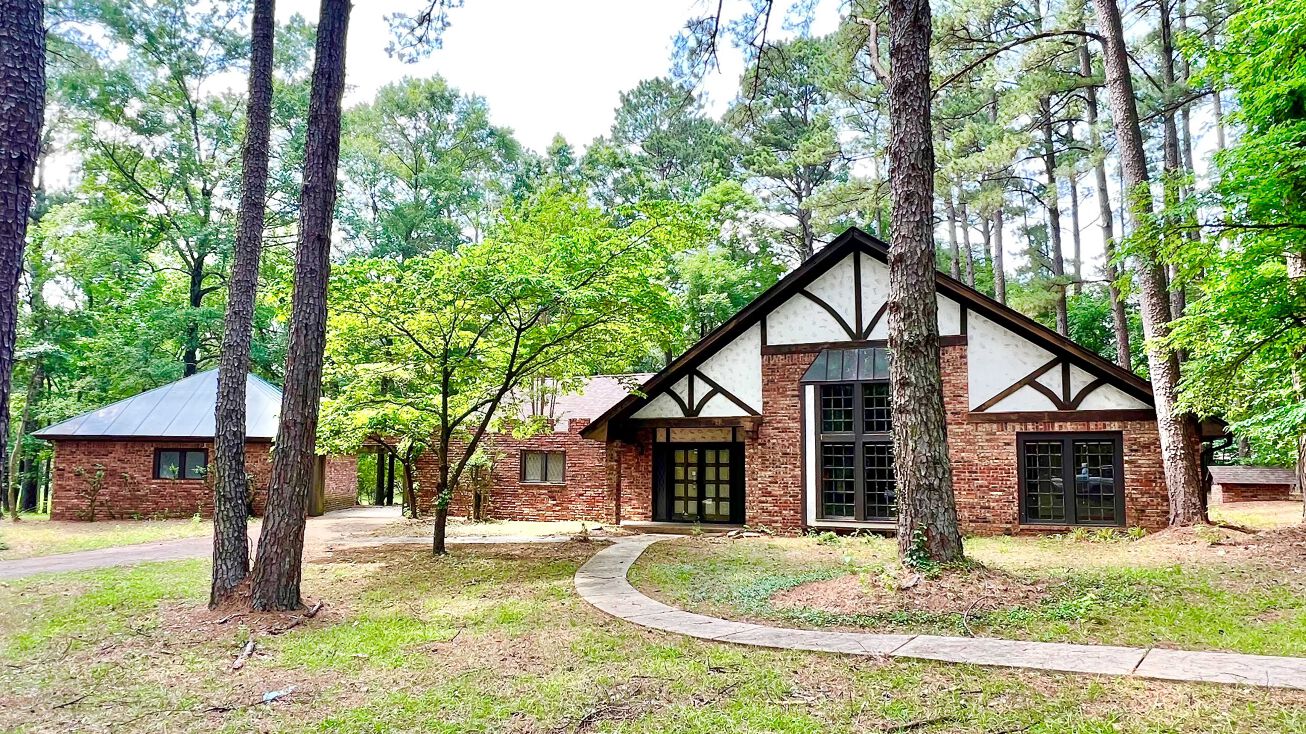 3133 Pleasant Grove Rd, Texarkana, TX 75503