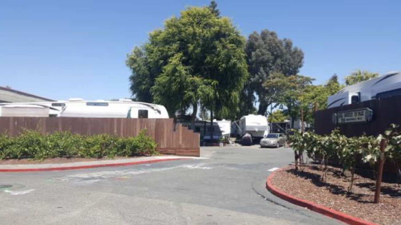 7450 Cristobal Rd, Rohnert Park, CA 94928