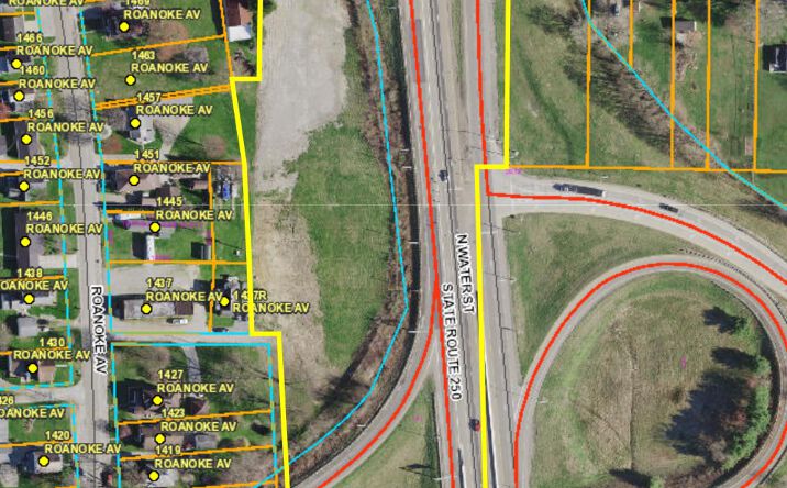 Pictures of Mixed Use, Land property located at W Davis St, Uhrichsville, OH 44683 for sales - image #1