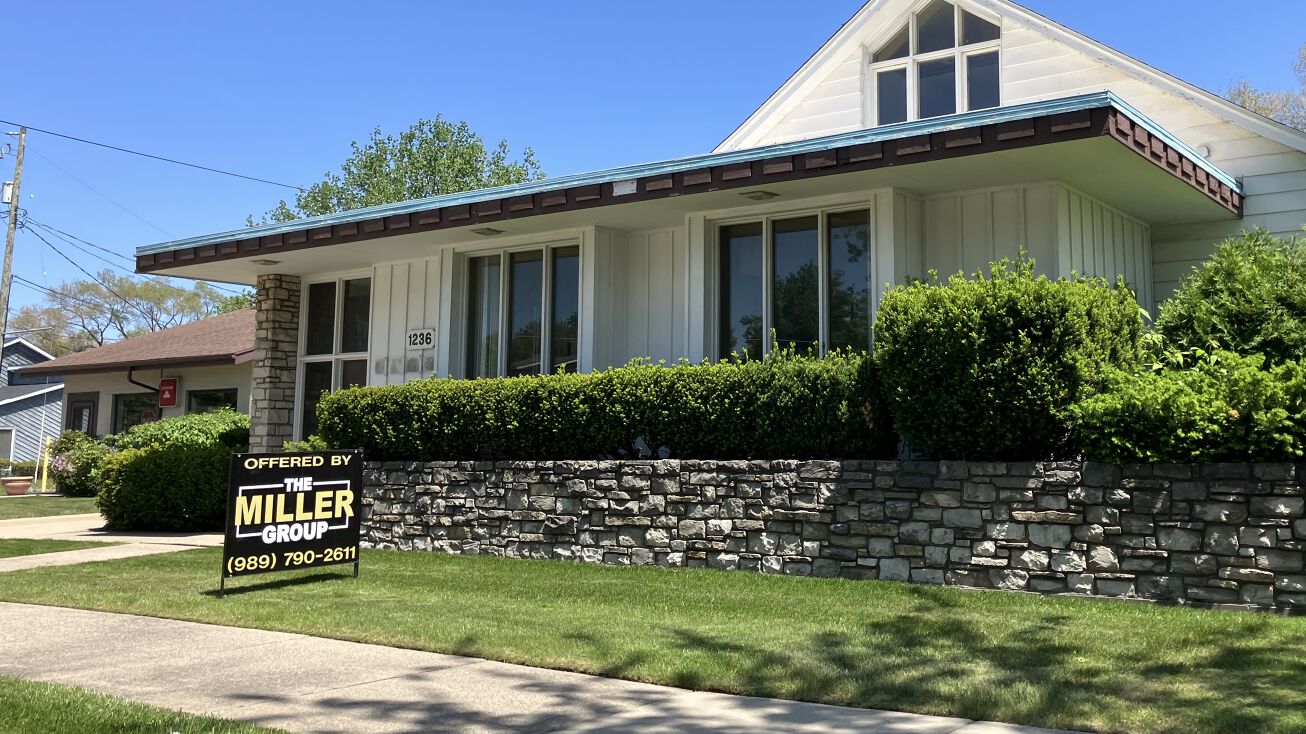 1236 N Michigan Ave, Saginaw, MI 48602 Office Property for Sale