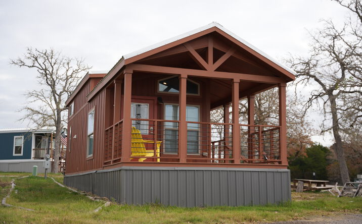 Pictures of Mobile Home Park, Special Purpose property located at 126 Stoney Brook Dr, Cedar Creek, TX 78612 for sales - image #1