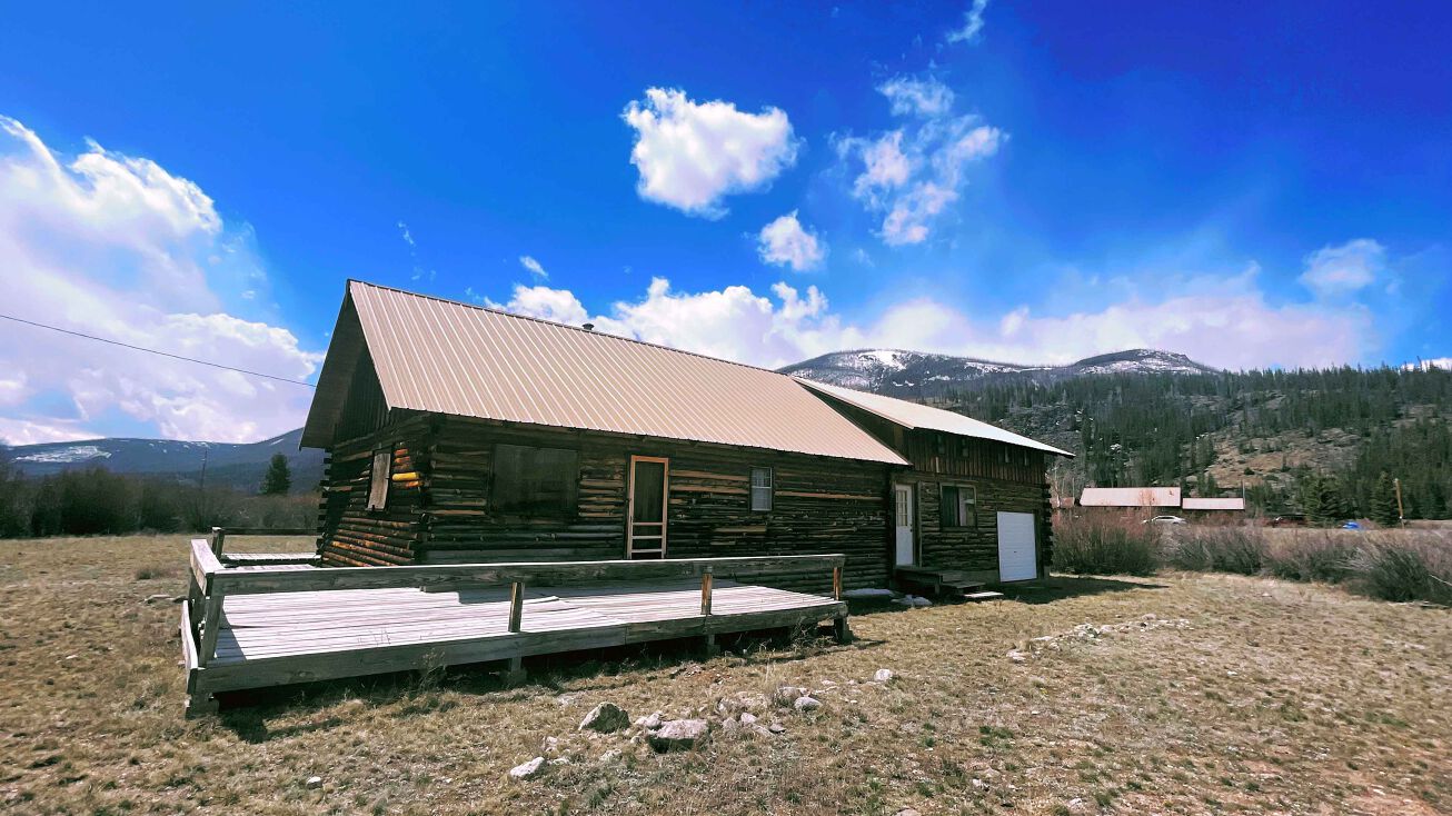 316 W Bristol Head Rd, Creede, CO 81130